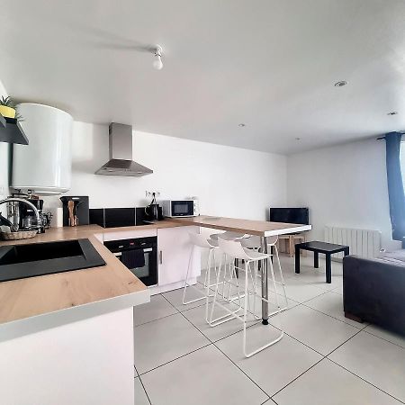 Chez Lisa-Maison De Ville A Конкарно Екстериор снимка